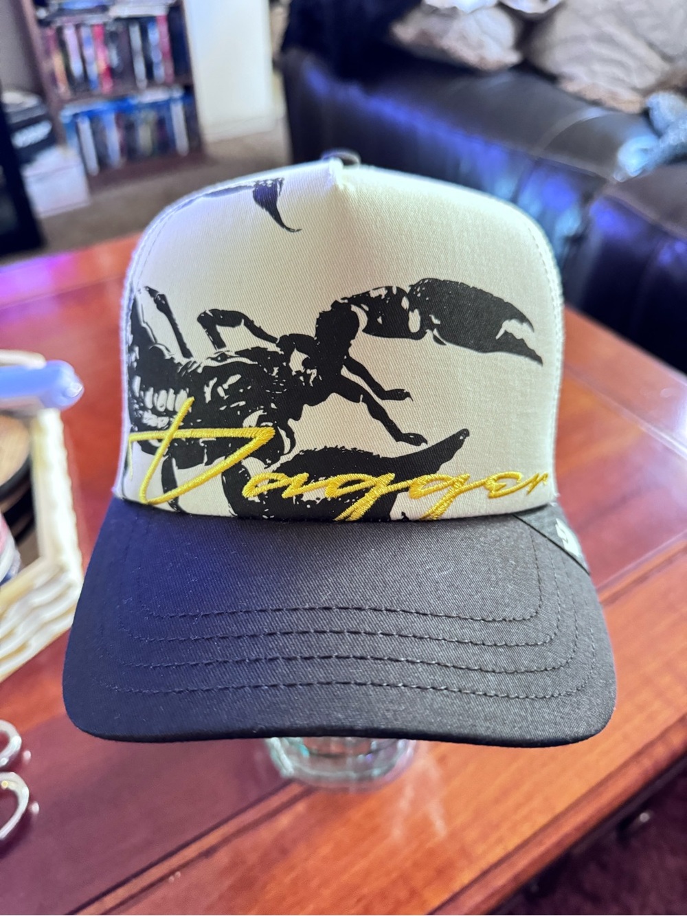 Goorin Brothers DANGEROUSOutside The Lines Scorpion Trucker Hat Black White NWT.